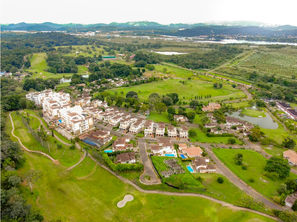se vende o alquila penthouse en Tucan Country Club & Resort — foto 4