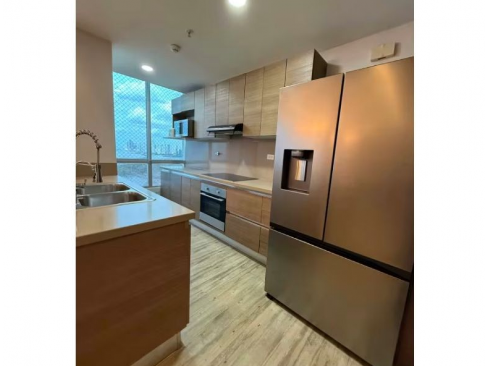 Se alquila hermoso apartamento en Costa del Este — foto 2