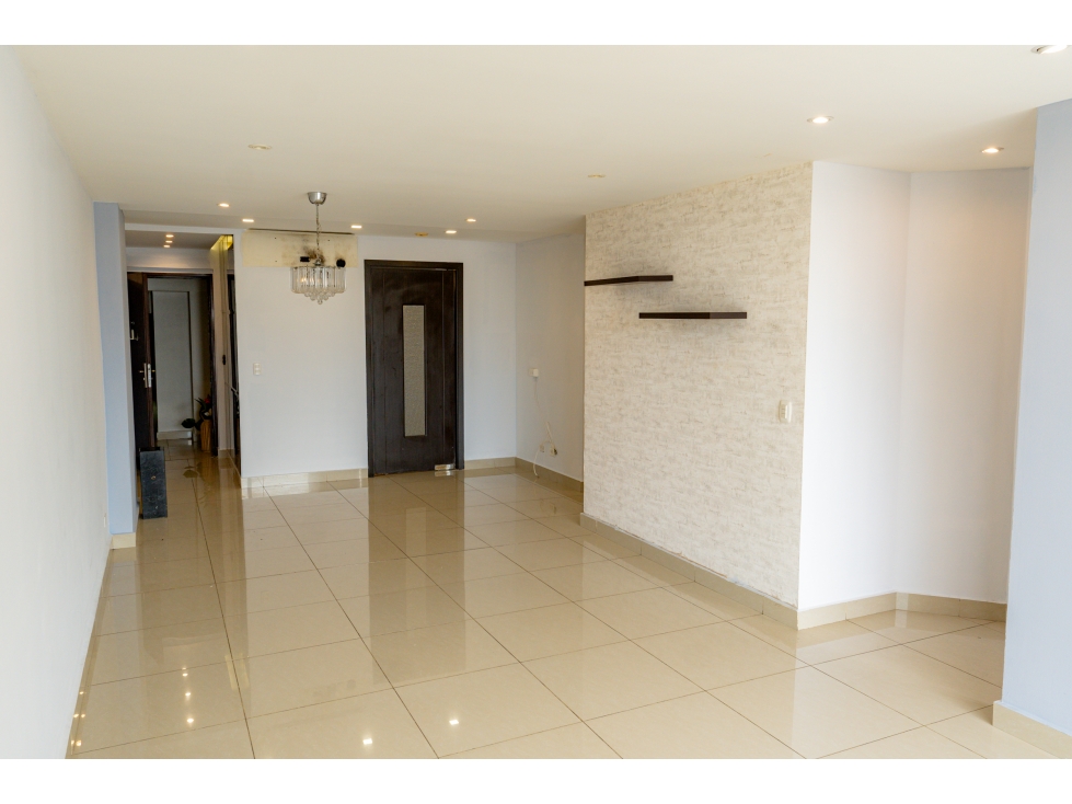 Se vende lindo apartamento en Obarrio — foto 2
