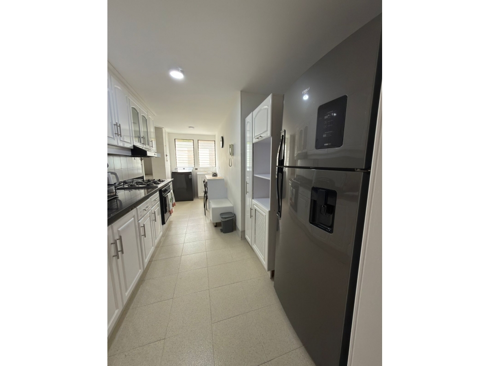 APARTAMENTO PARA ARRIENDO EN LAURELES — foto 2
