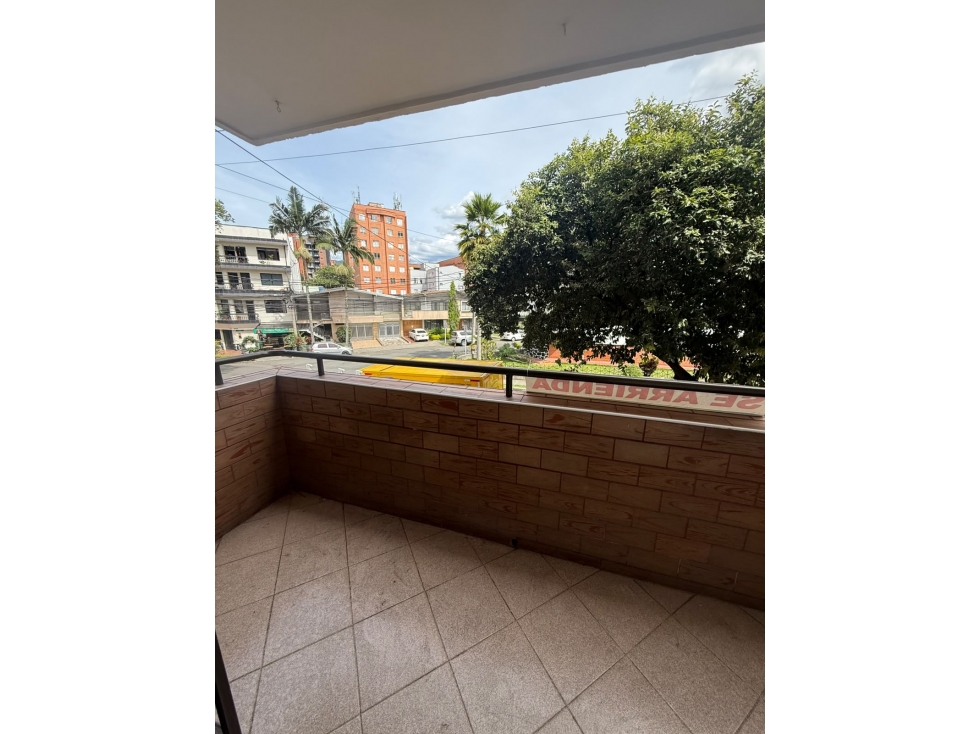 APARTAMENTO PARA ARRIENDO EN LAURELES — foto 2