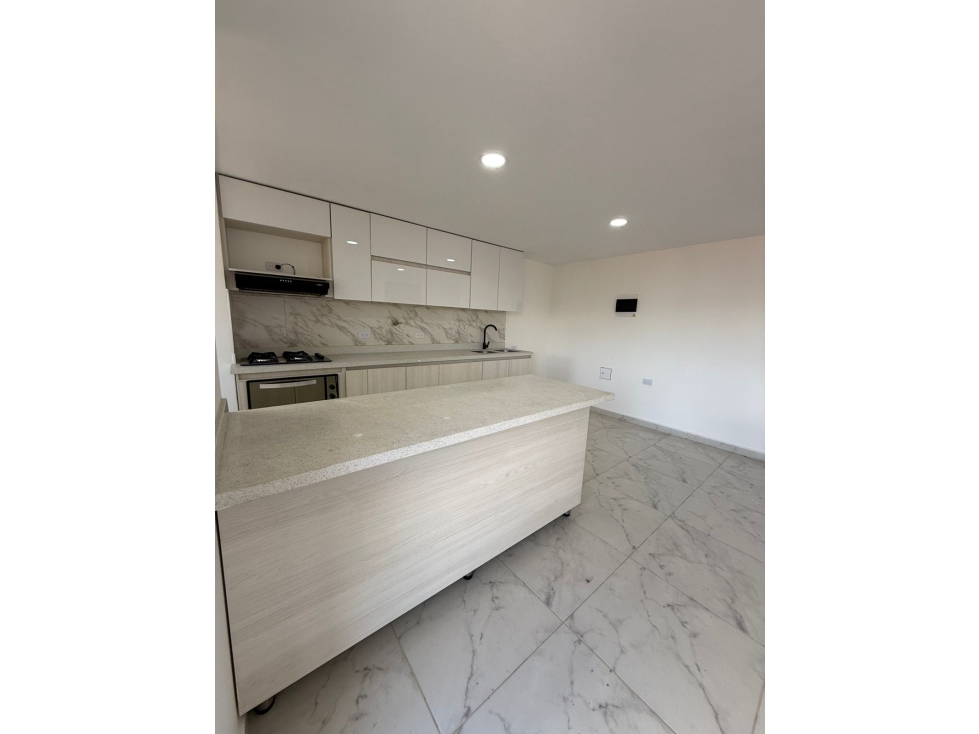 APARTAMENTO PARA ARRIENDO EN CONQUISTADORES — foto 6