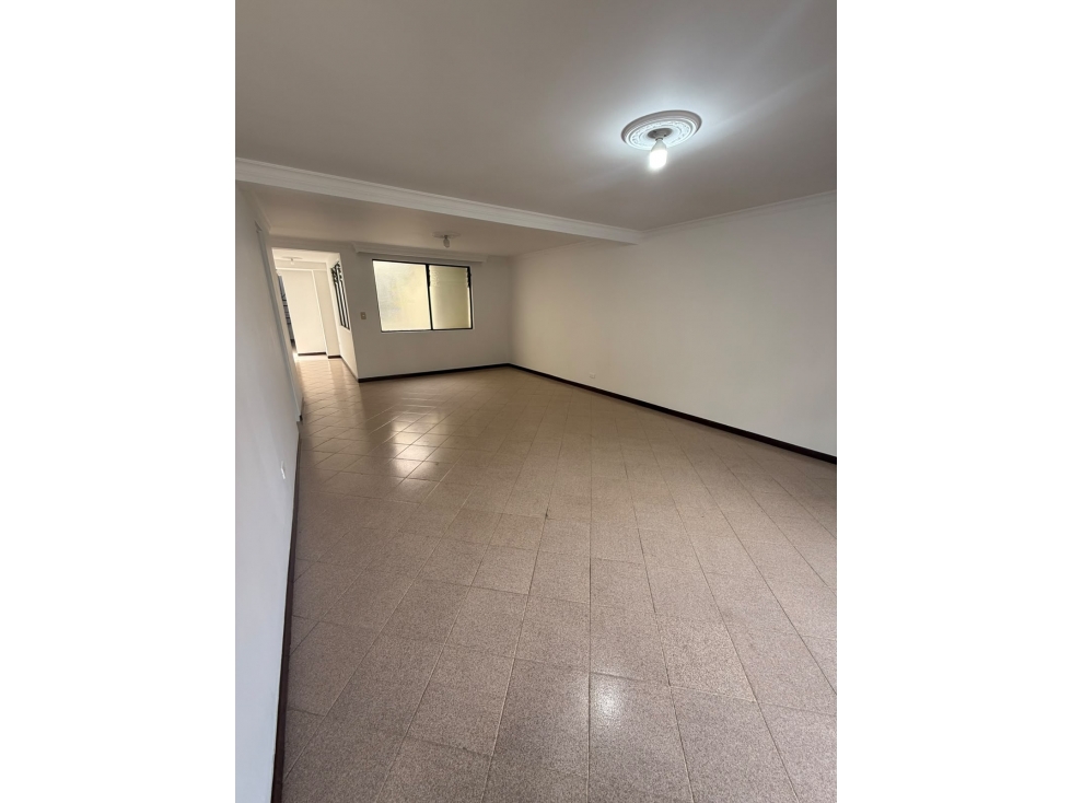 APARTAMENTO PARA ARRIENDO EN LAURELES — foto 5