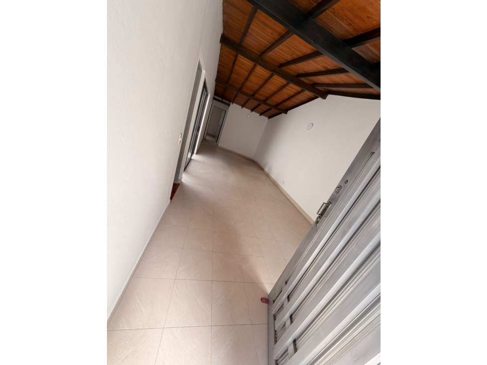CASA PARA ARRIENDO EN CABAÑAS — foto 2