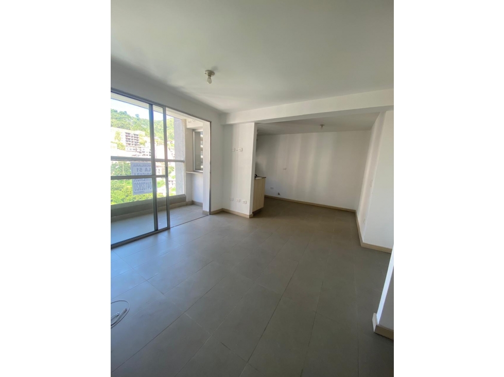 APARTAMENTO PARA ARRIENDO EN LA LOMA DE LOS BERNAL MEDELLÍN — foto 4