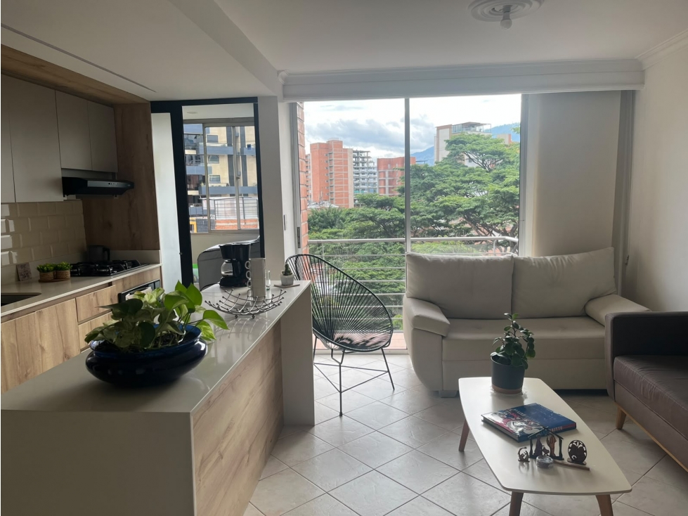 Apartamento en venta en Laureles 68 mt² piso 6 Av. Nutibara