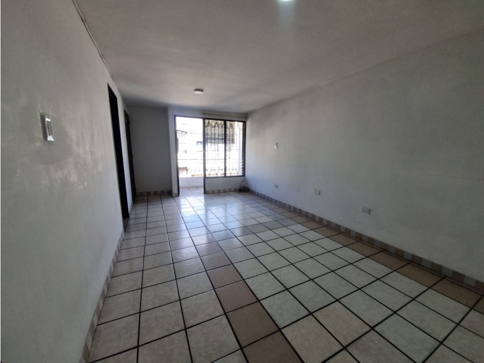 Apartamento en venta en La Pradera 94 mt² 2do piso