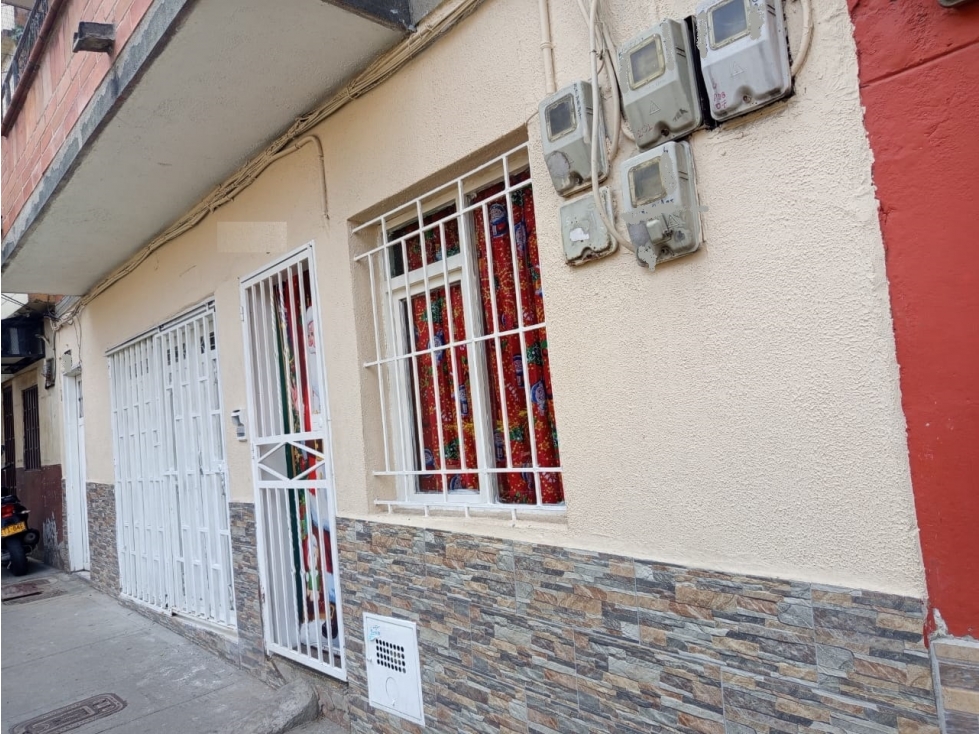 Apartamento primer piso en venta en Campo Valdes area 115 mt² — foto 2
