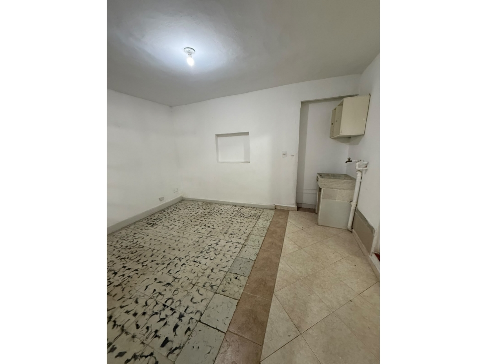 APARTA ESTUDIO EN ARRIENDO EN ARANJUEZ MEDELLÍN — foto 2