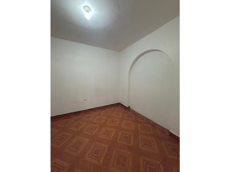 APARTAMENTO PARA ARRIENDO EN MANRIQUE — foto 3
