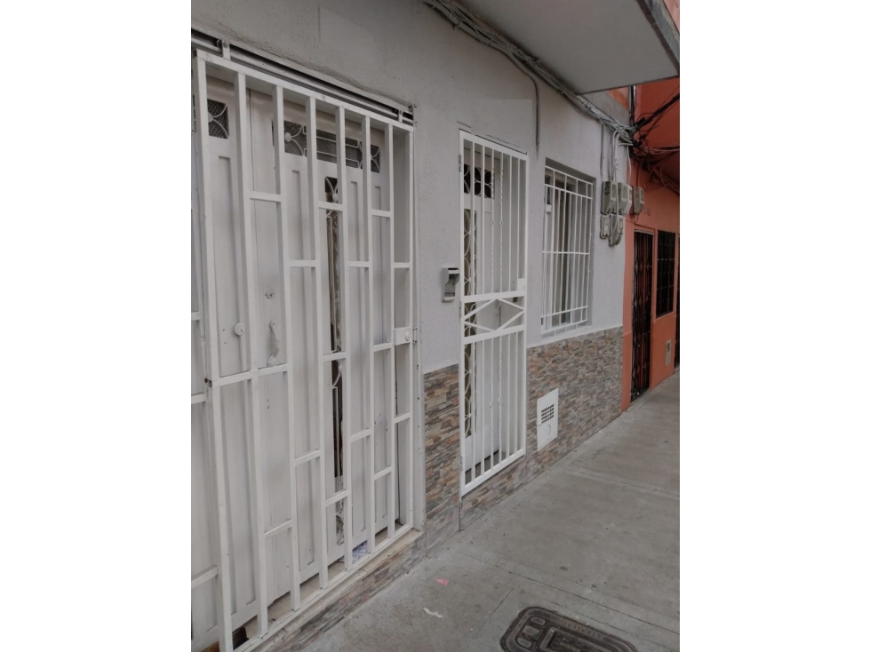 Apartamento primer piso en venta en Campo Valdes area 115 mt² — foto 3