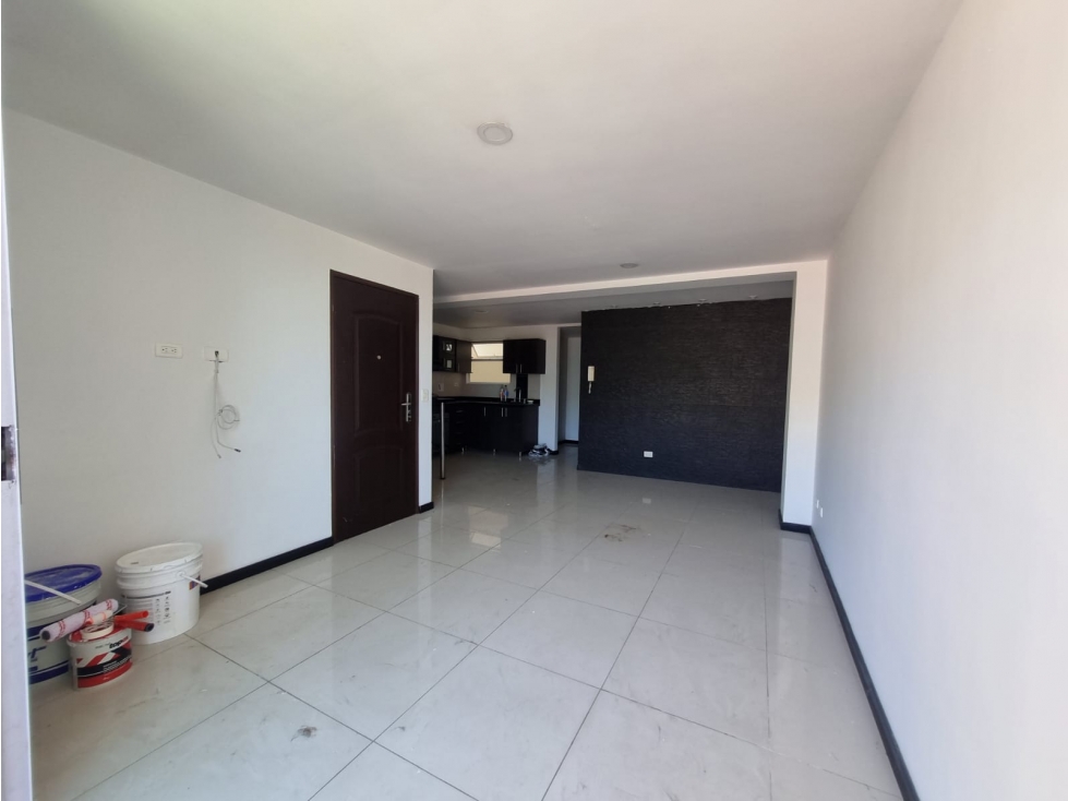 Apartamento en venta de 97m² 4to piso en Cabañitas — foto 2