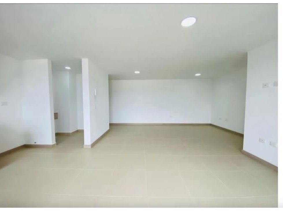Apartamento en venta en Sabaneta 64 mt² Los Alcazares — foto 4