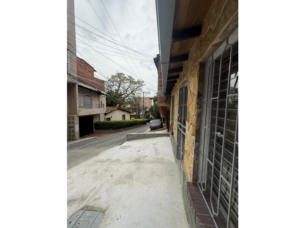 CASA PARA ARRIENDO EN CABAÑAS