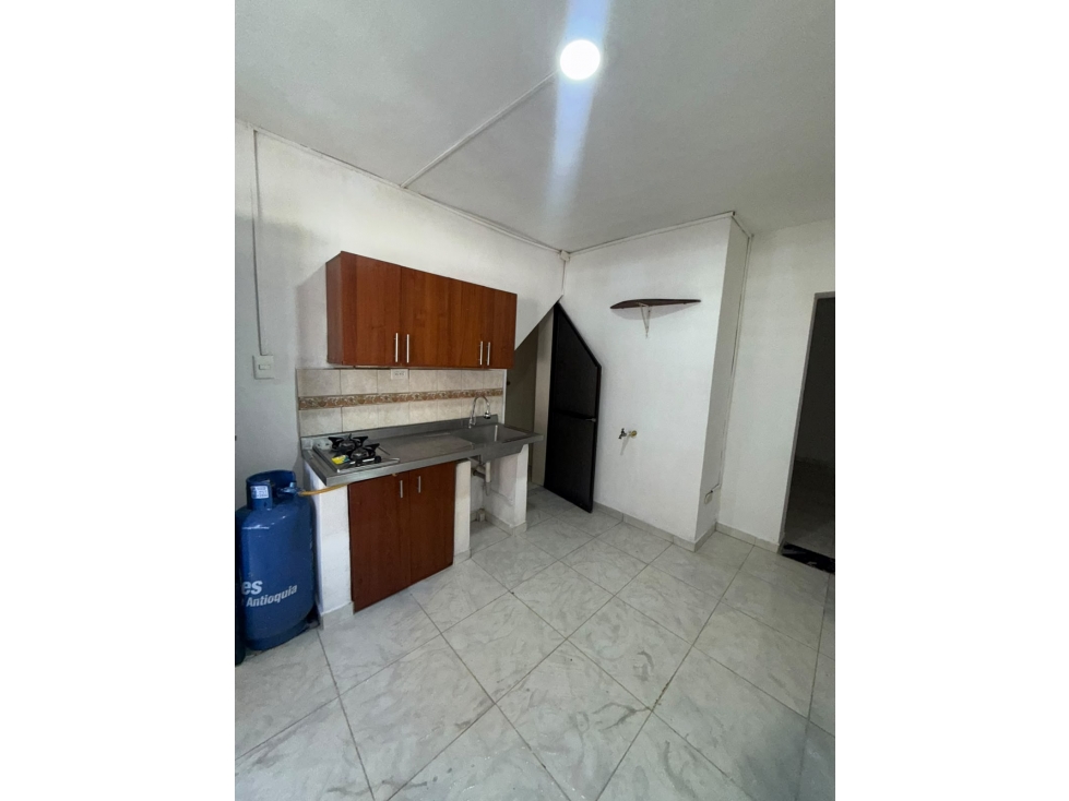 APARTA ESTUDIO PARA ARRIENDO EN CASTILLA MEDELLIN — foto 2