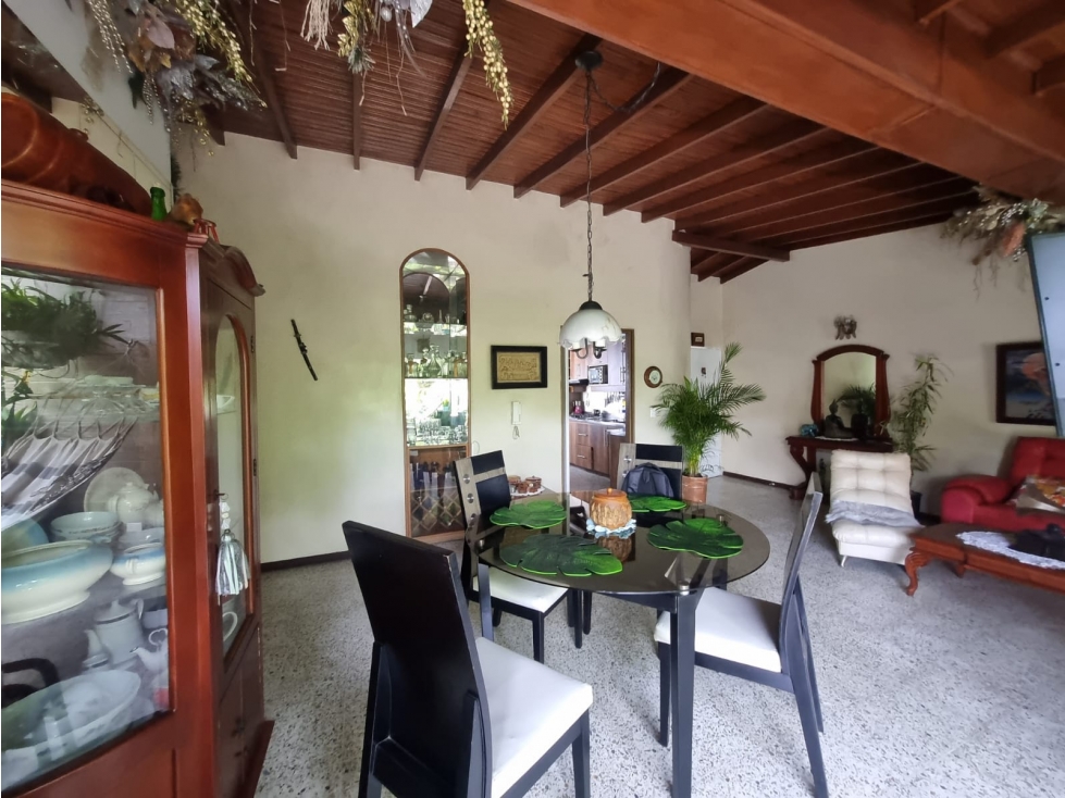 Apartamento en venta en el Estadio 114 mt² 5to piso — foto 2