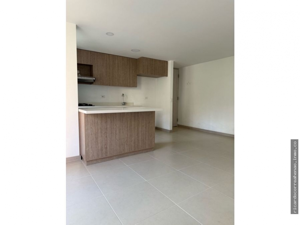 Apartamento en venta en Sabaneta 64 mt² Los Alcazares — foto 2