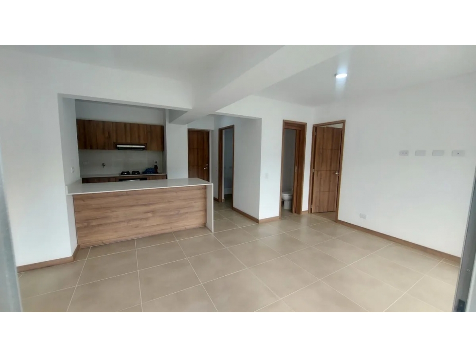 APARTAMENTO EN VENTA SECTOR TRES ESQUINAS DE SABANETA — foto 3