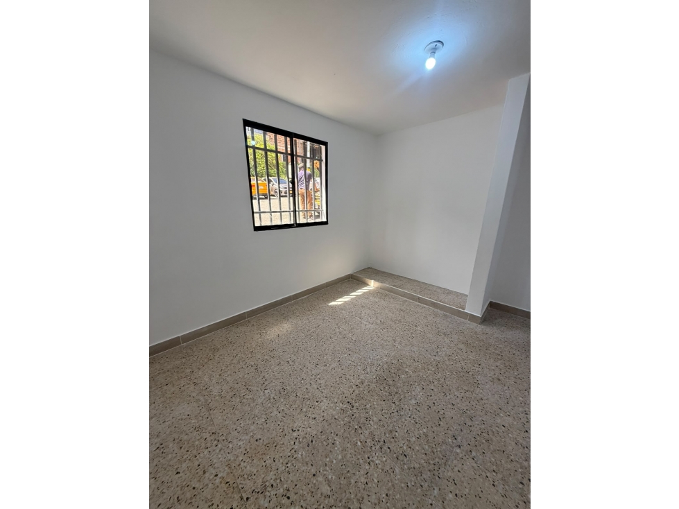 APARTAMENTO PARA ARRIENDO EN ROBLEDO AURES — foto 3