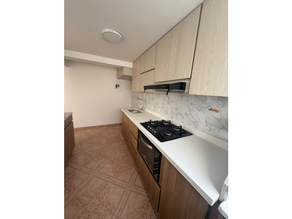 APARTAMENTO PARA ARRIENDO EN LAURELES — foto 4