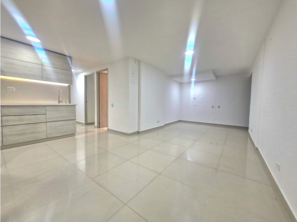 APARTAMENTO PARA ARRIENDO EN EL POBLADO — foto 4