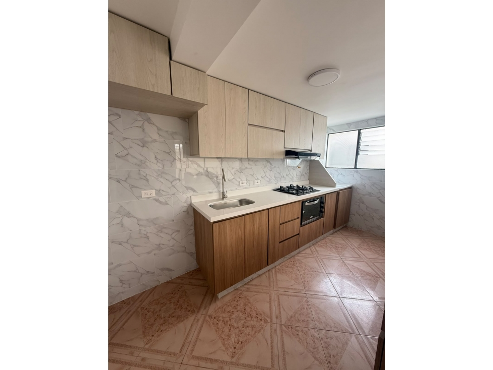 APARTAMENTO PARA ARRIENDO EN LAURELES — foto 3