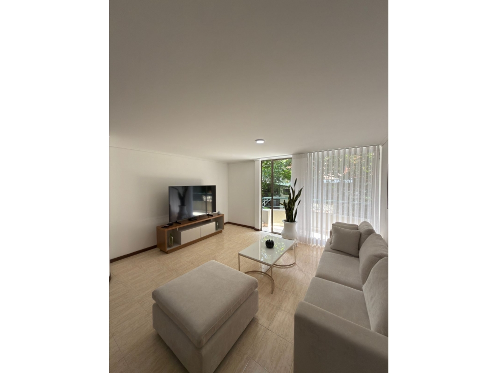 APARTAMENTO PARA ARRIENDO EN LAURELES — foto 5