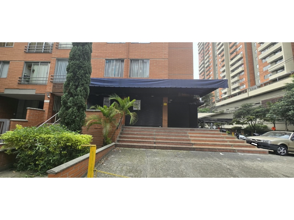 LOCAL COMERCIAL EN VENTA EN LOS COLORES ESQUINA — foto 3