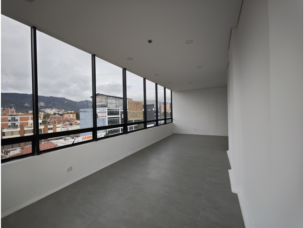 LOCAL -OFICINA -CONSULTORIO- BOGOTA-b. CONTADOR