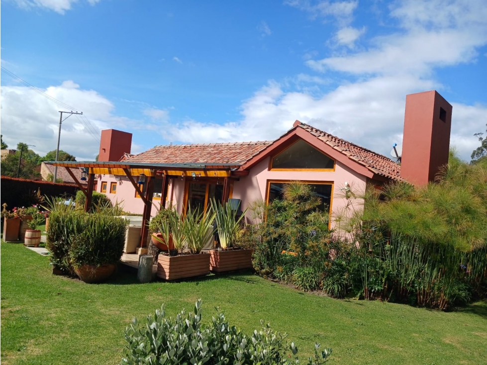 CASA CAMPESTRE - VIA GUAYMARAL - BOGOTA - 1