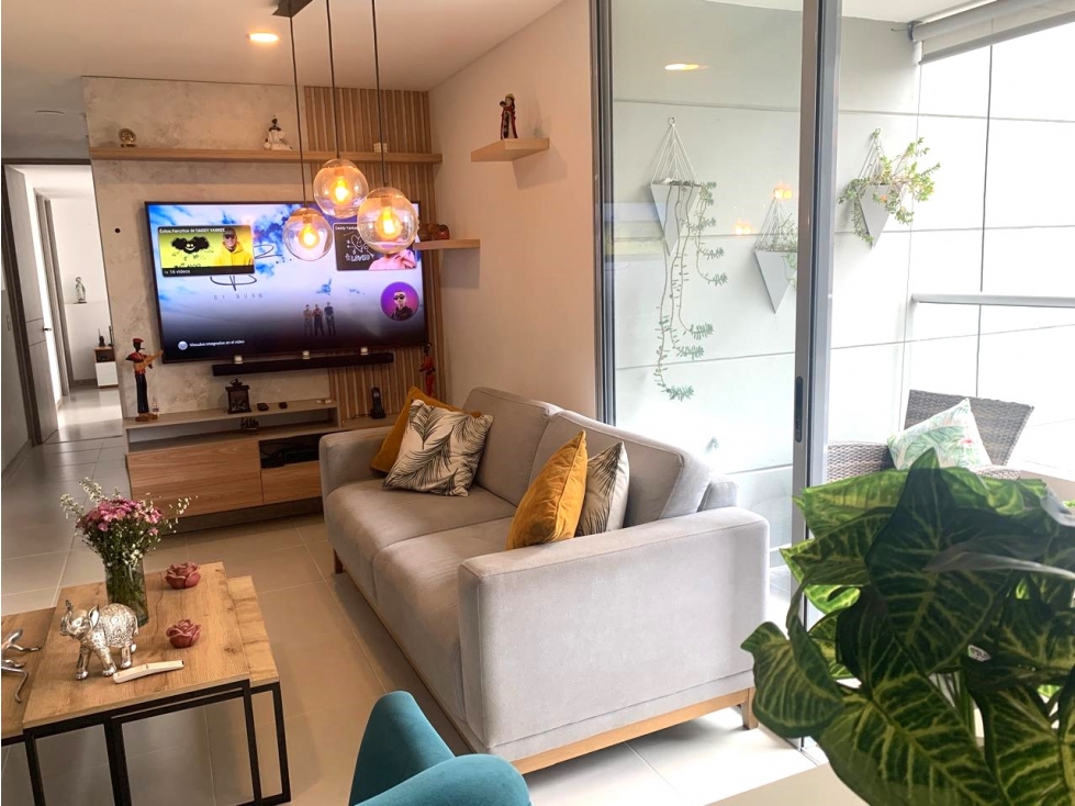 Moderno apartamento en Envigado con lujo y excelente ubicación — foto 2