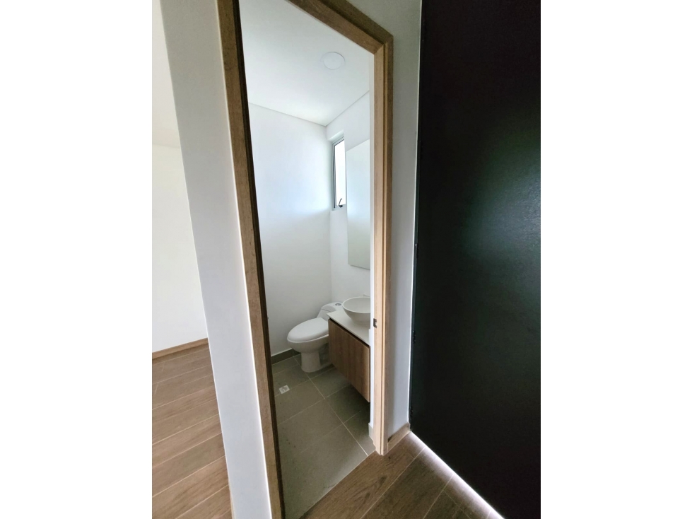 Hermosa casa de 2 niveles, moderna y con distribución inteligente — foto 6