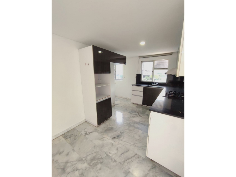 Venta apto Conquistadores | 100 m² | 3 Alcobas con baño — foto 3