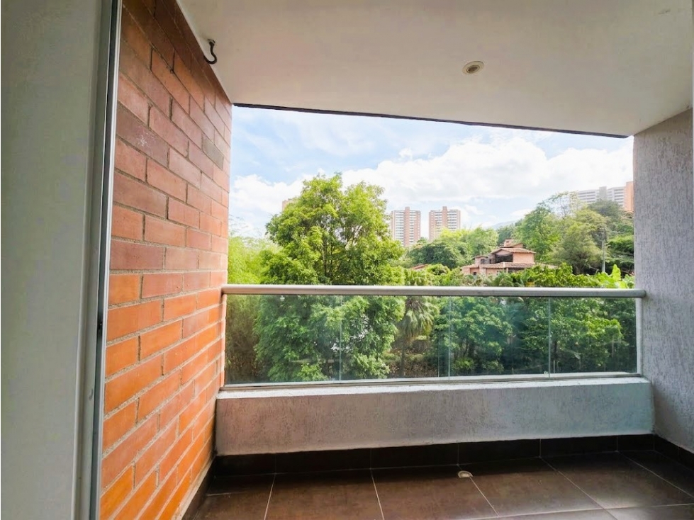 Apartamento en Arriendo Loma del Esmeraldal Envigado 68,8 m² — foto 4