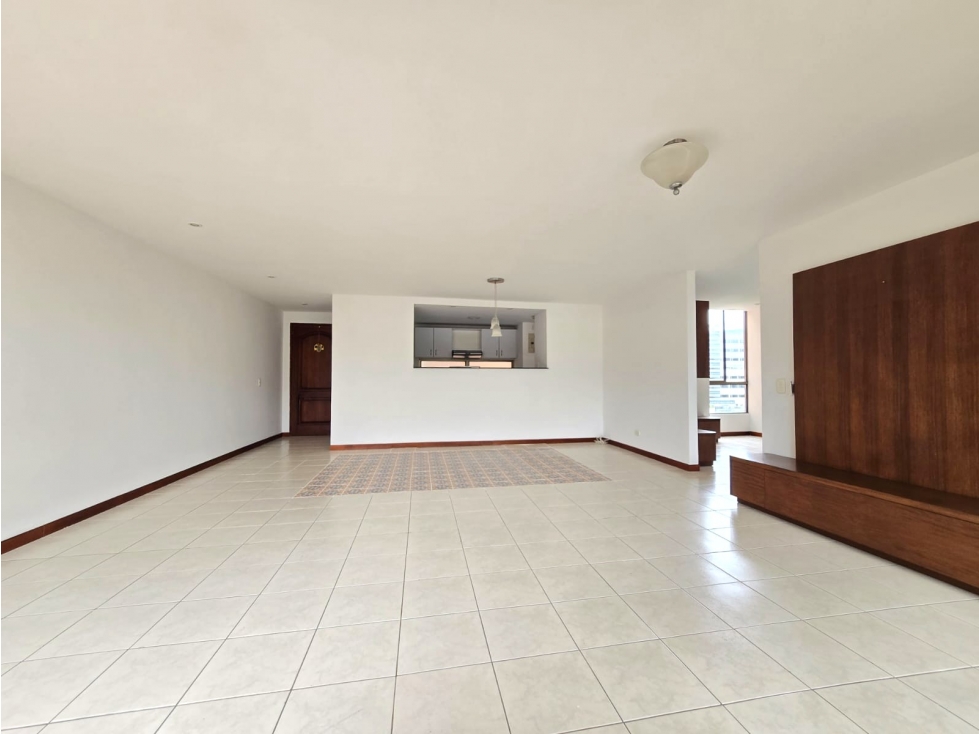 Apartamento en Venta Envigado con Excelente Vista y 116 m² — foto 2
