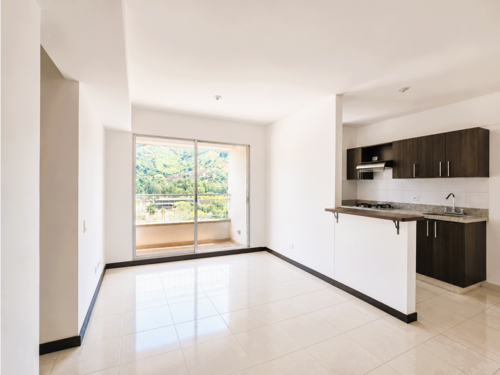 Apartamento en Venta Pilsen Itagüí 3 Hab. 2 Baños 67 m²