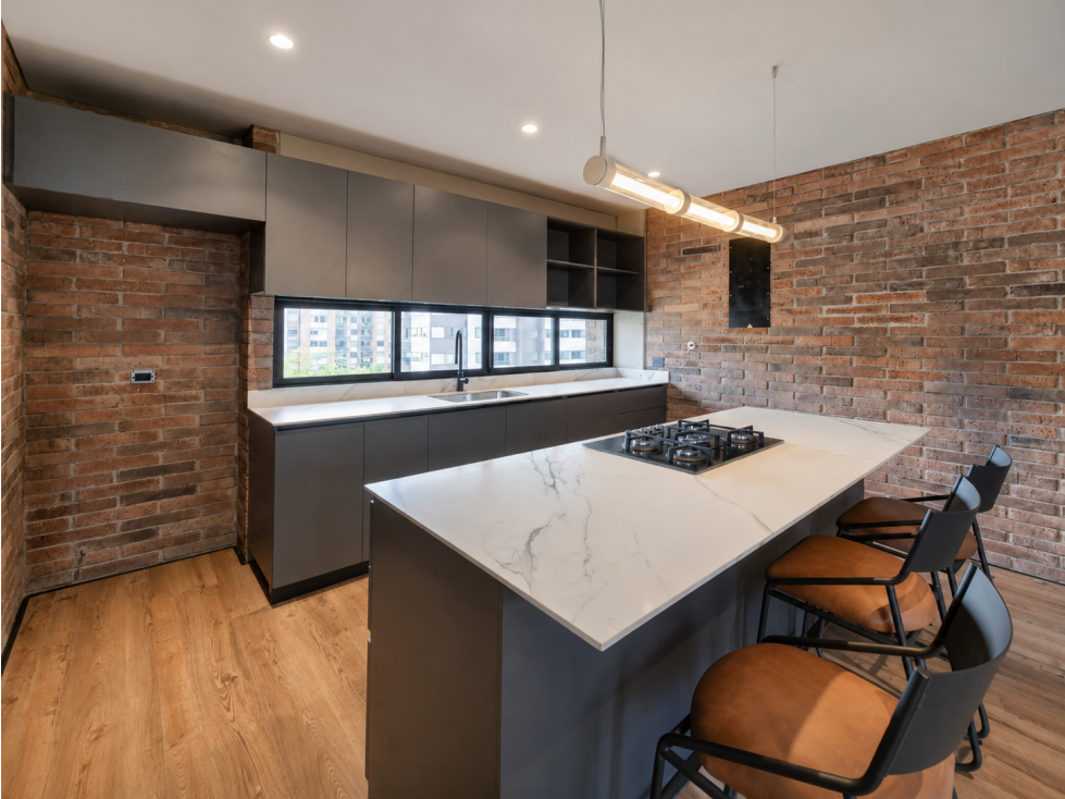 APARTAMENTO EN VENTA EL POBLADO CASTROPOL 104 M² + TERRAZA 37 M² — foto 2