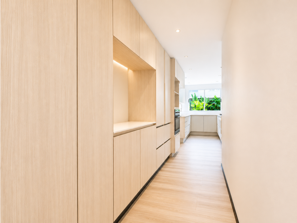 Casa renovada en venta en El Poblado sector Vizcaya — foto 3