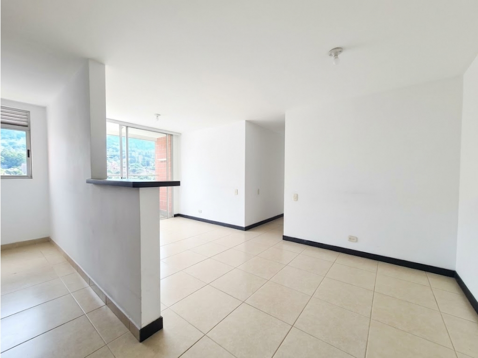 APARTAMENTO EN VENTA EN SURAMÉRICA, ITAGÜÍ $450.000.000