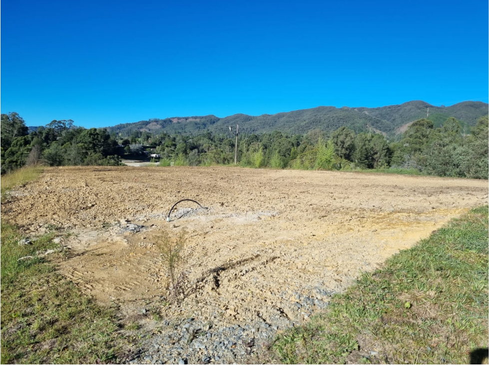 LOTE EN VENTA EN EL RETIRO SECTOR REPRESA LA FE | 1.842 m² — foto 3