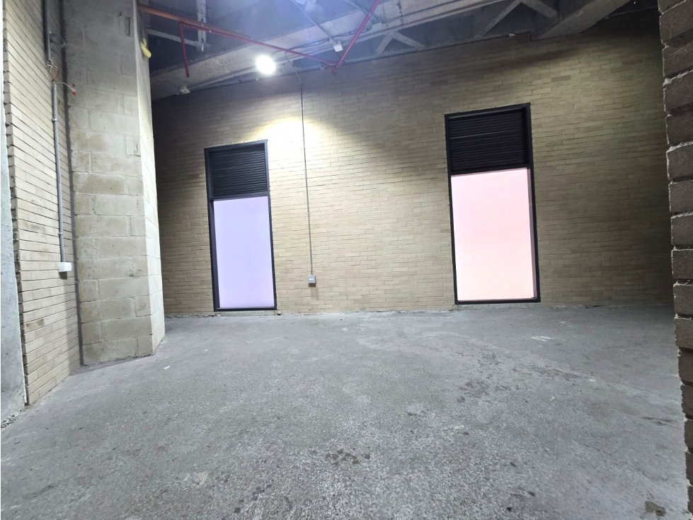 Bodega u oficina en Envigado, 25.87 m² ideal para inversión - 1