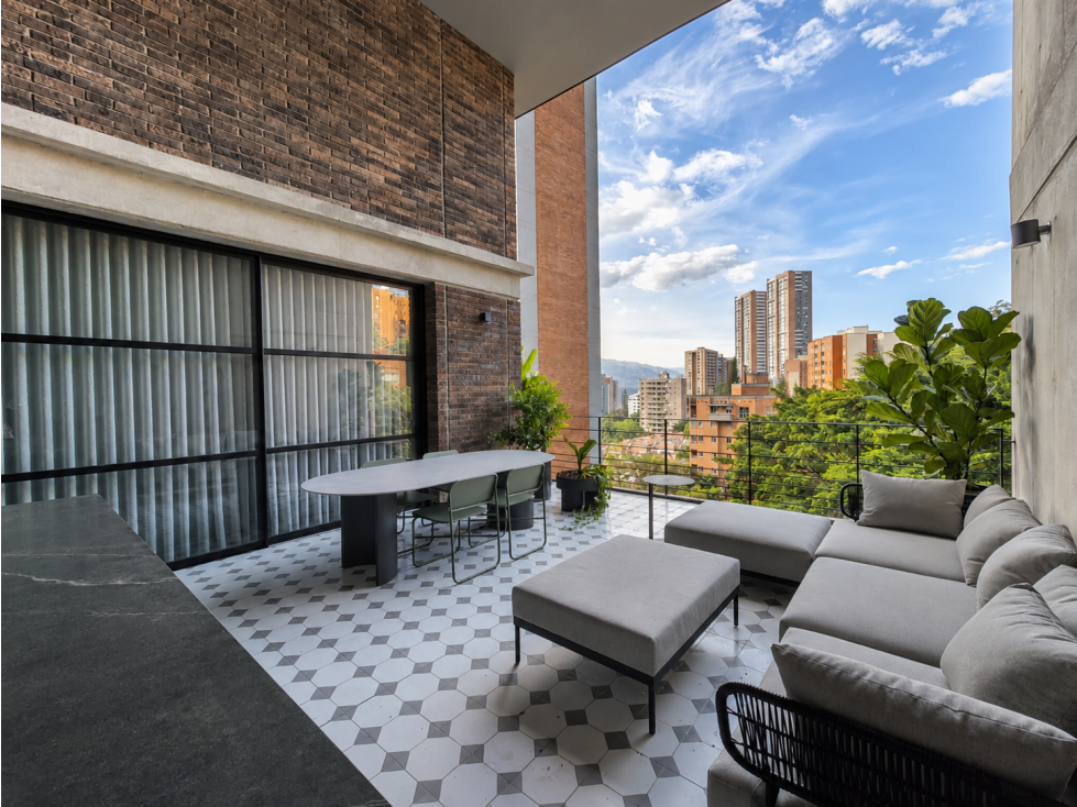 APARTAMENTO EN VENTA EL POBLADO CASTROPOL 104 M² + TERRAZA 37 M² — foto 3