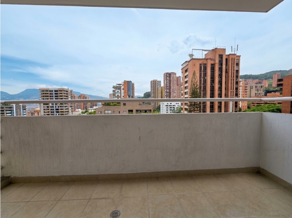 Apartamento en Venta | 68 m² | $680.000.000 | LALINDE, EL POBLADO — foto 2
