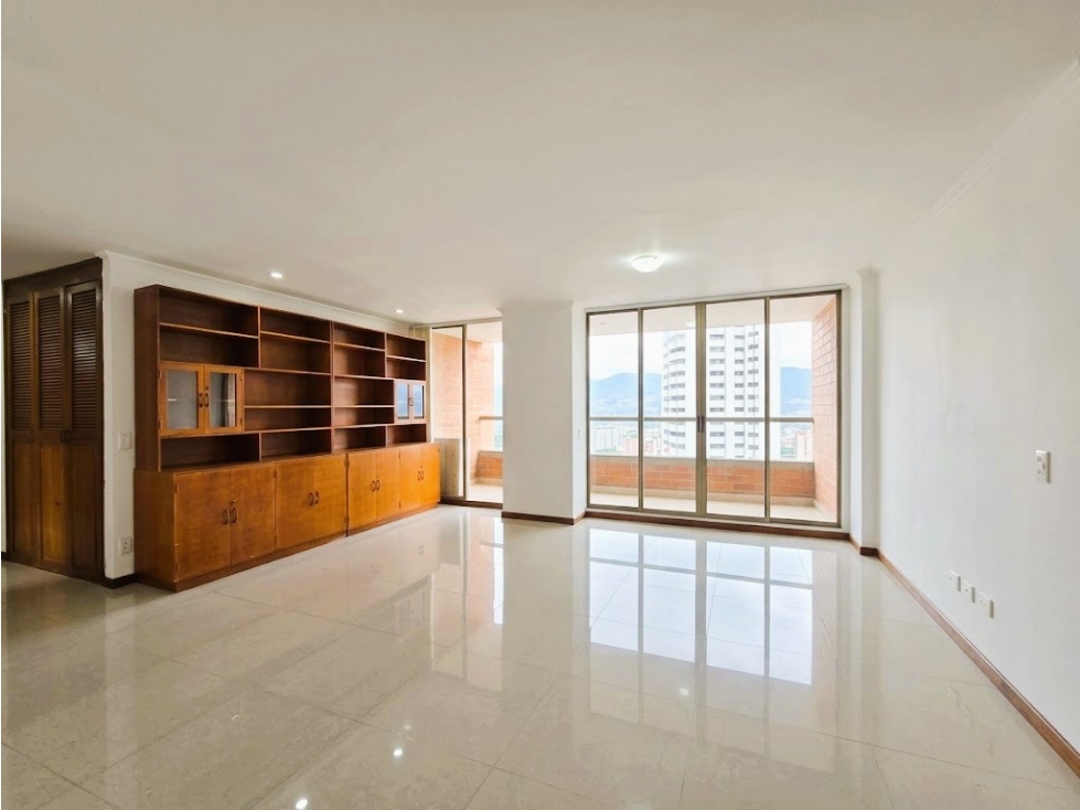 Apartamento en arriendo 130 m² | El Poblado El Campestre — foto 3