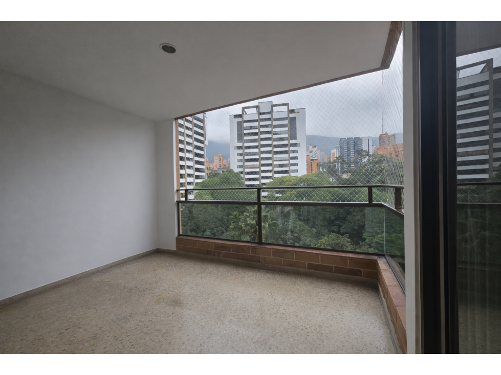 Dúplex, iluminado y con espacios únicos para disfrutar en familia — foto 2