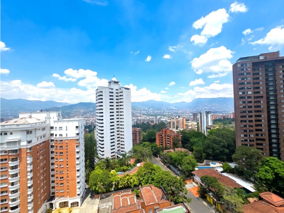 Apartamento en arriendo 130 m² | El Poblado El Campestre