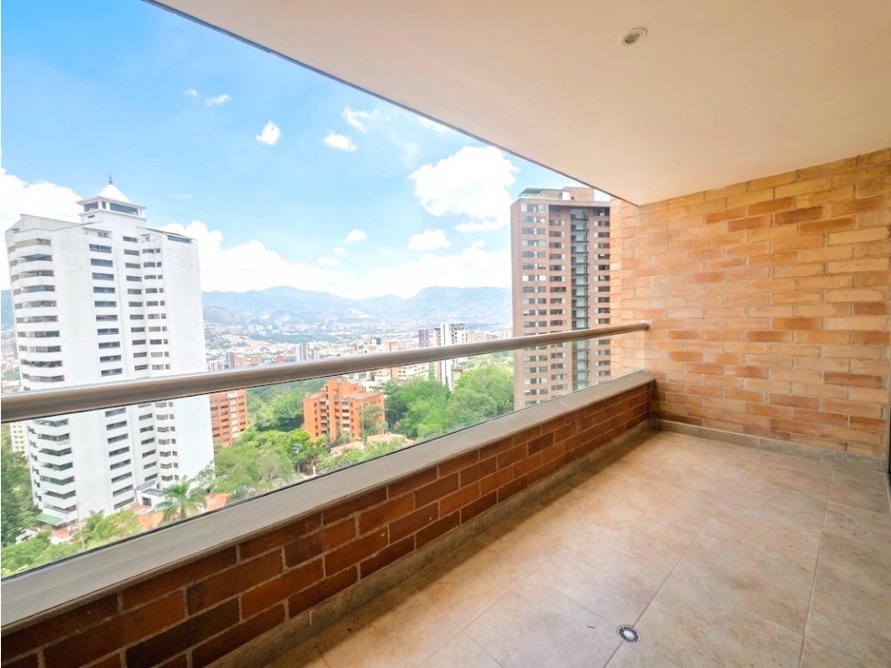 Apartamento en arriendo 130 m² | El Poblado El Campestre — foto 2