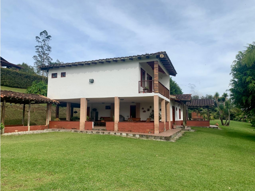 Casa Capestre en Unidad Cerrada a 45 min. de Medellin