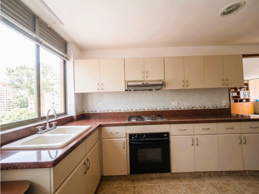 Apartamento en arriendo 130 m² | El Poblado El Campestre — foto 5