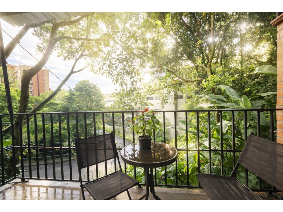 Apartamento tipo Townhouse de 2 niveles ¡Poblado - San Lucas! — foto 4